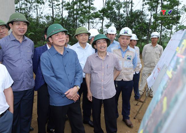 Bí thư Tỉnh ủy Đỗ Trọng Hưng kiểm tra tiến độ một số công trình trọng điểm tại huyện Hoằng Hóa- Ảnh 2.